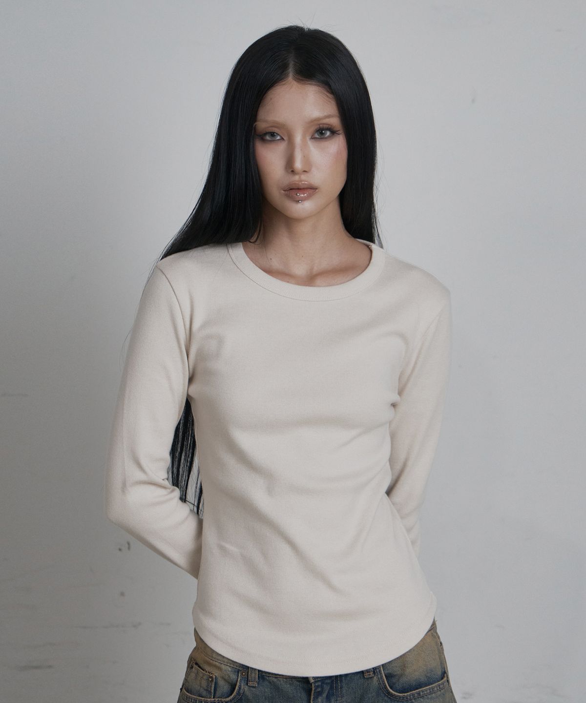 큐리티(CURETTY) C 90S LINE BASIC LONG SLEEVE T-SHIRT_BEIGE