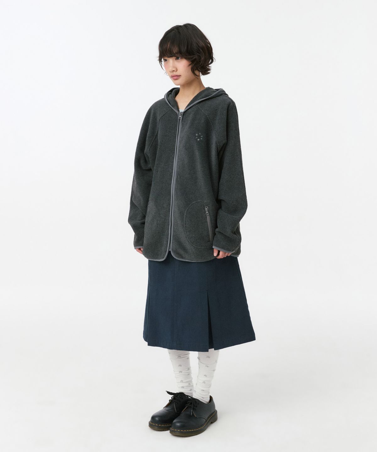 오헤시오(OHESHIO) MINI LOGO FLEECE ZIP-UP, CHARCOAL