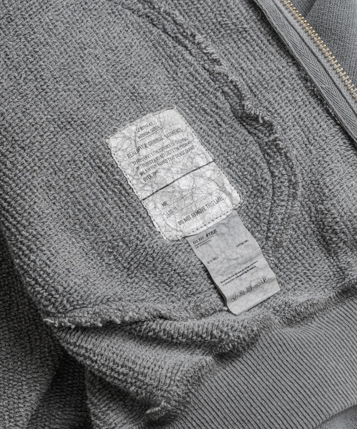비헤비어(BEHEAVYER) DISTRESSED GLOVE FULL ZIP PARKA ash