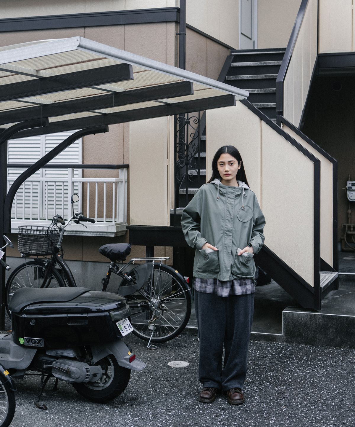 오헤시오(OHESHIO) ROUND POCKET FISHTAIL JACKET, KHAKI