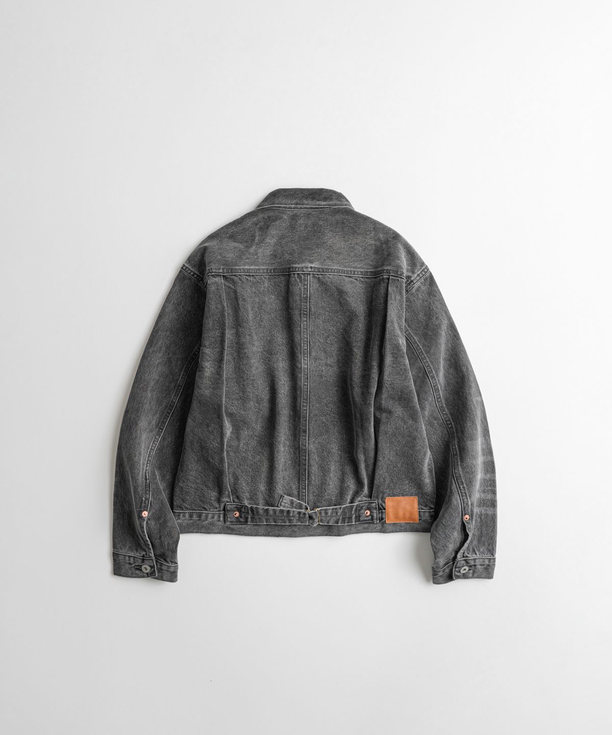비헤비어(BEHEAVYER) DISTRESSED TYPE-1 DENIM JACKET charcoal