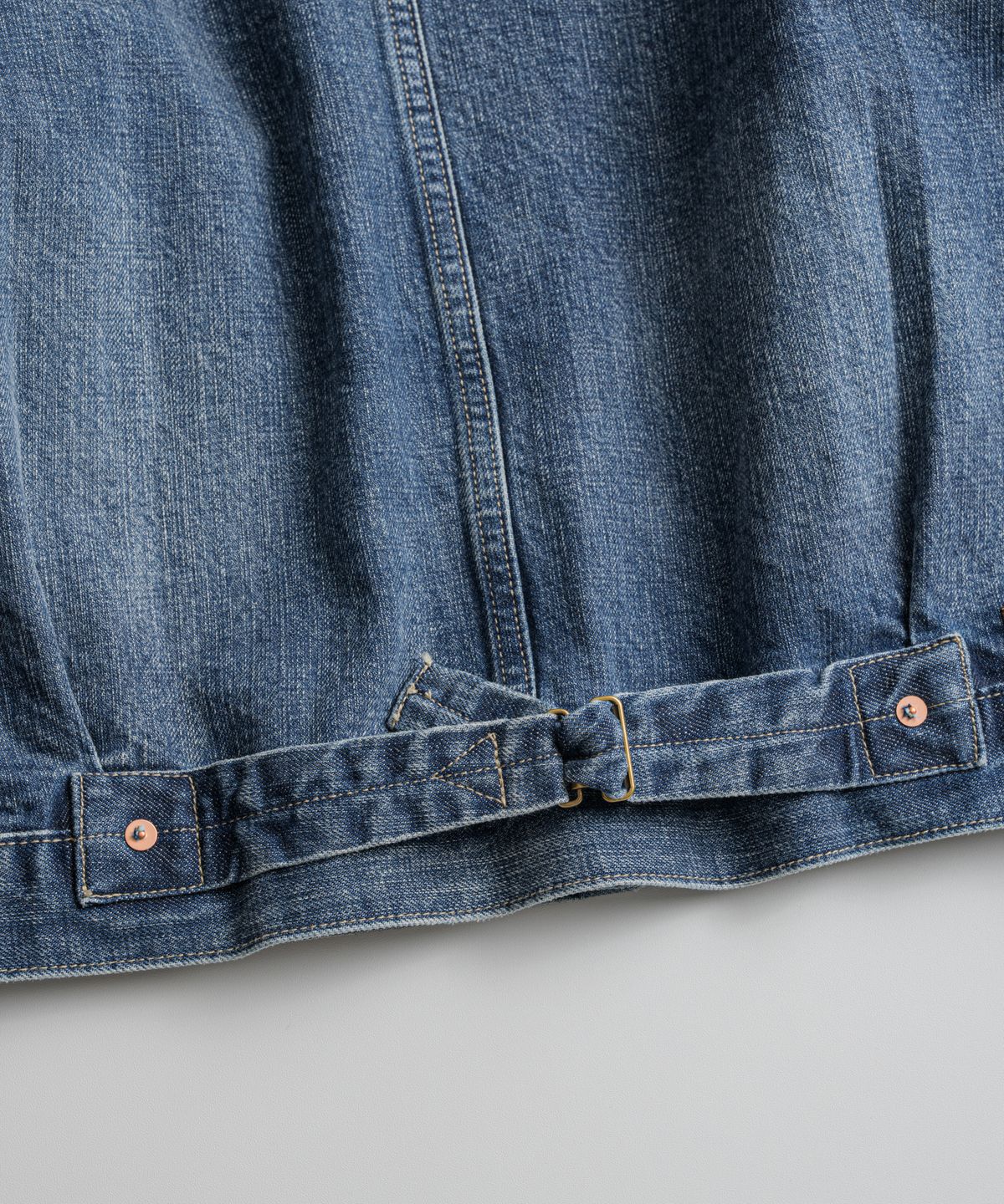 비헤비어(BEHEAVYER) DISTRESSED TYPE-1 DENIM JACKET washed blue