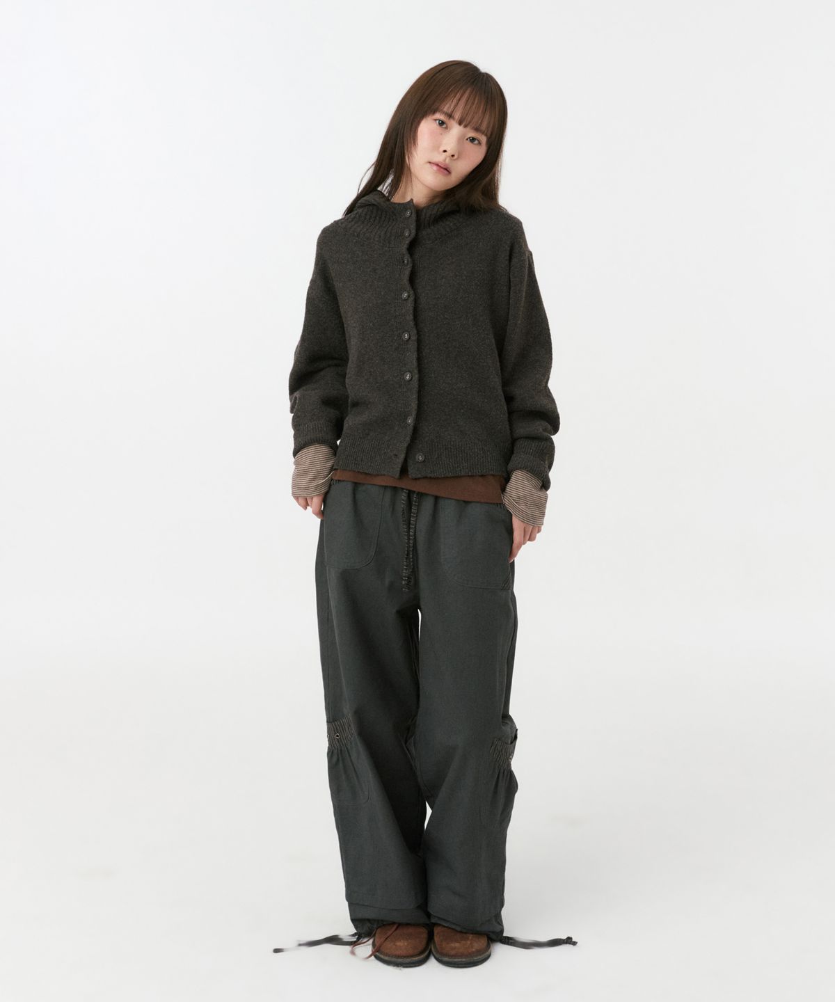 오헤시오(OHESHIO) CROPPED HOODED HIGH NECK CARDIGAN, BROWN