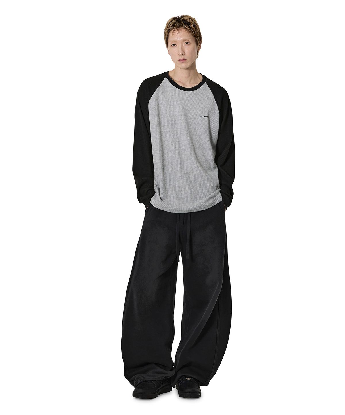 오픈야드(오와이)(OPENYARD(OY)) WAFFLE RAGLAN L/S TOP - BLACK / GREY