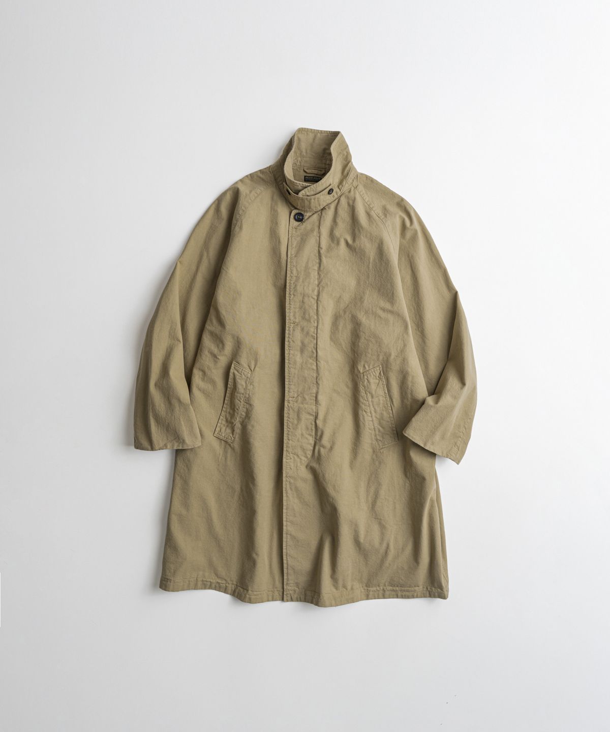 비헤비어(BEHEAVYER) DYED C/L ROVER COAT khaki