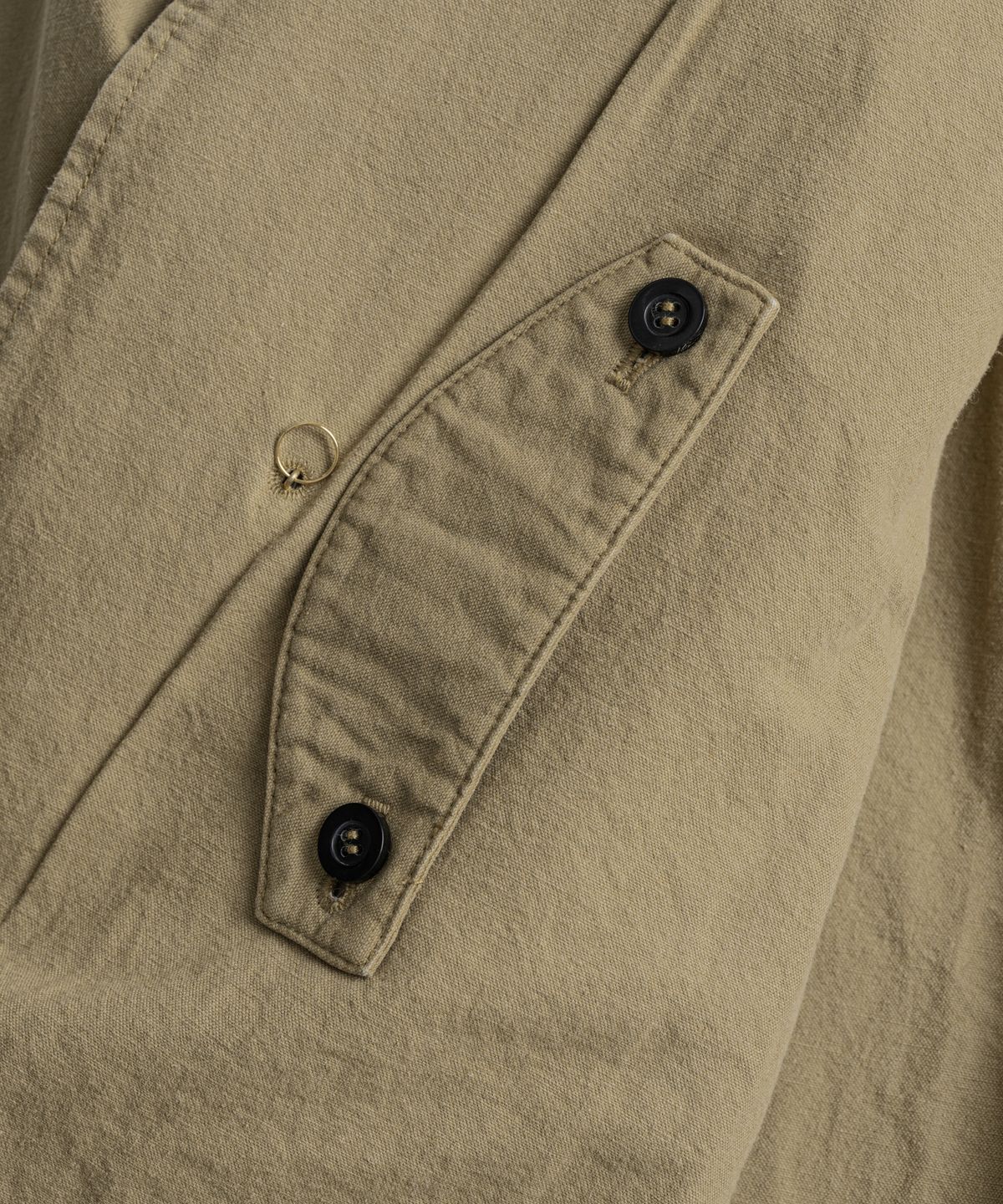 비헤비어(BEHEAVYER) DYED C/L ROVER COAT khaki