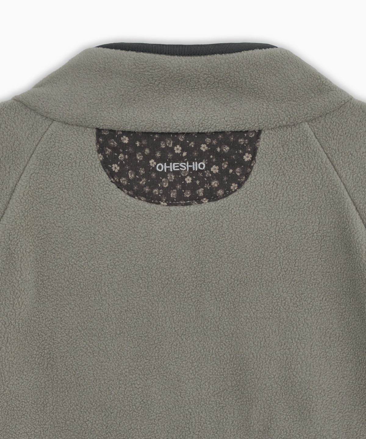 오헤시오(OHESHIO) FLORAL CONTRAST FLEECE PULLOVER, GRAY