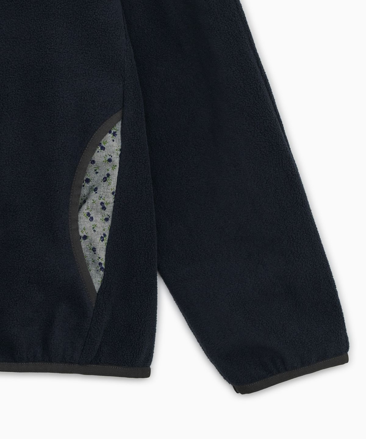 오헤시오(OHESHIO) FLORAL CONTRAST FLEECE PULLOVER, NAVY