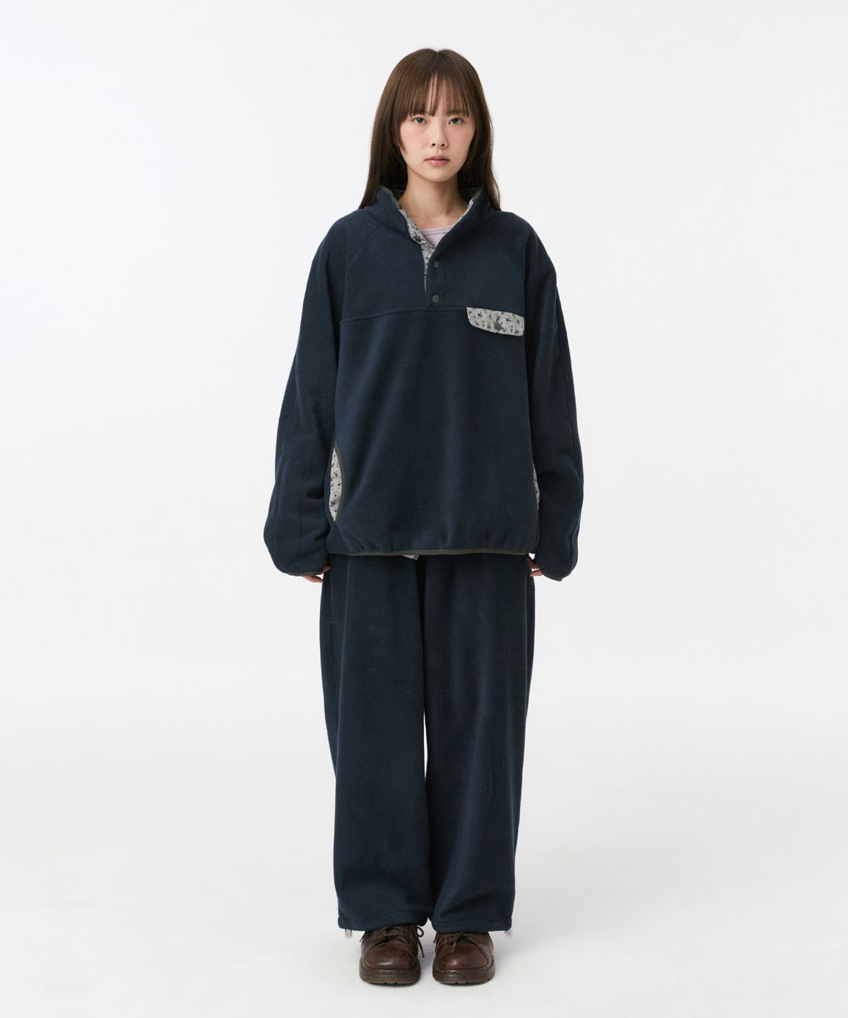 오헤시오(OHESHIO) FLORAL CONTRAST FLEECE PULLOVER, NAVY