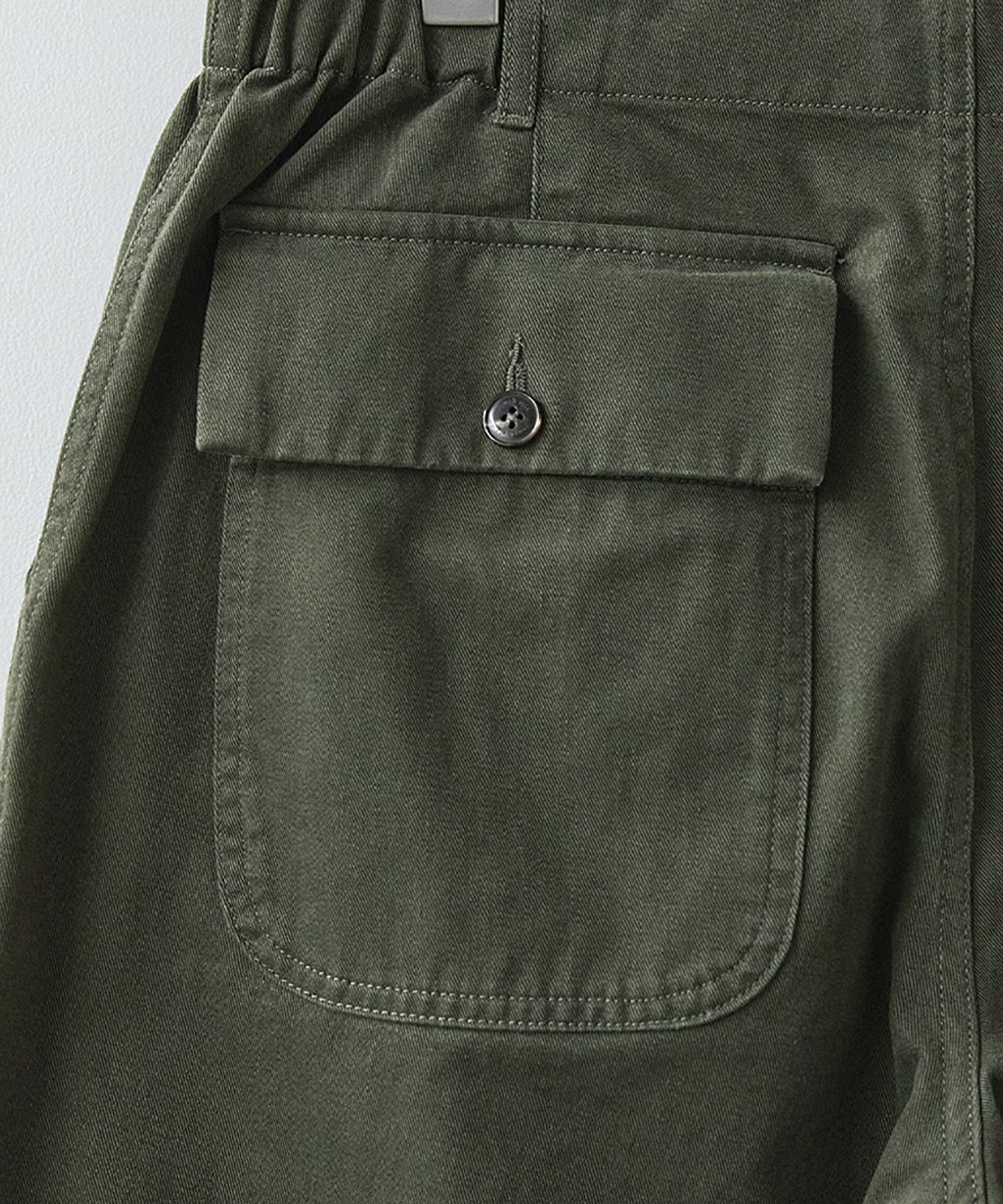 러프사이드(ROUGHSIDE) Elastic Fatigue Pants Olive
