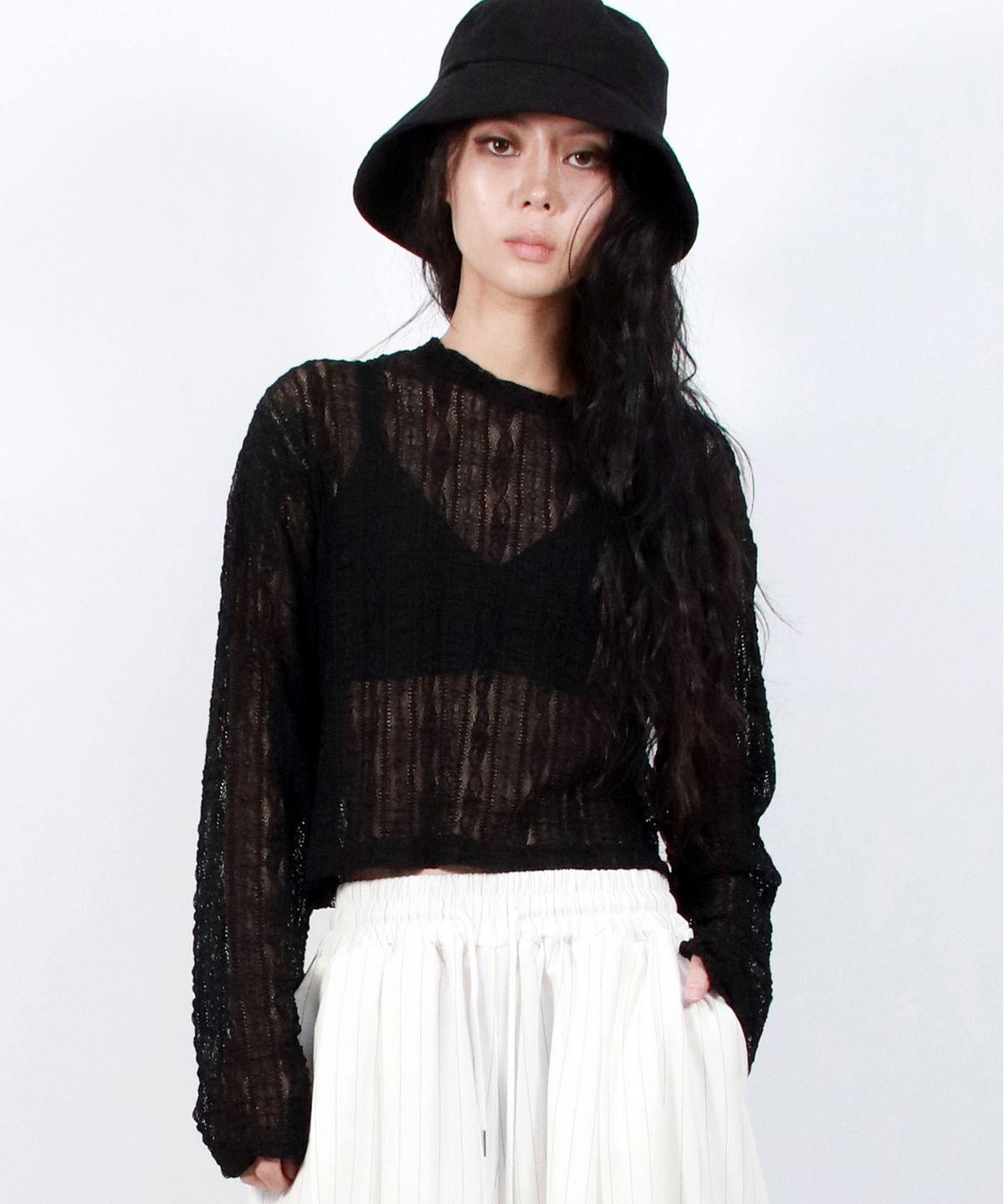 드마크(DEMARC) Lace Layered Semi-Crop T-Shirt Black