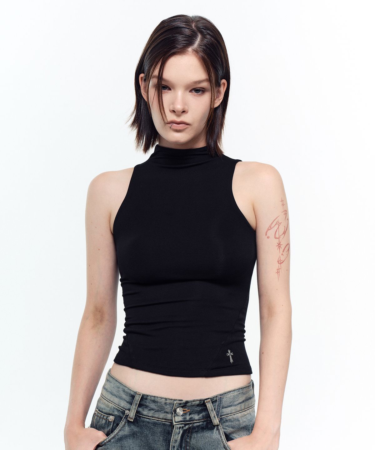 2000아카이브스(2000ARCHIVES) MOCK NECK SLEEVELESS (4 COLORS)