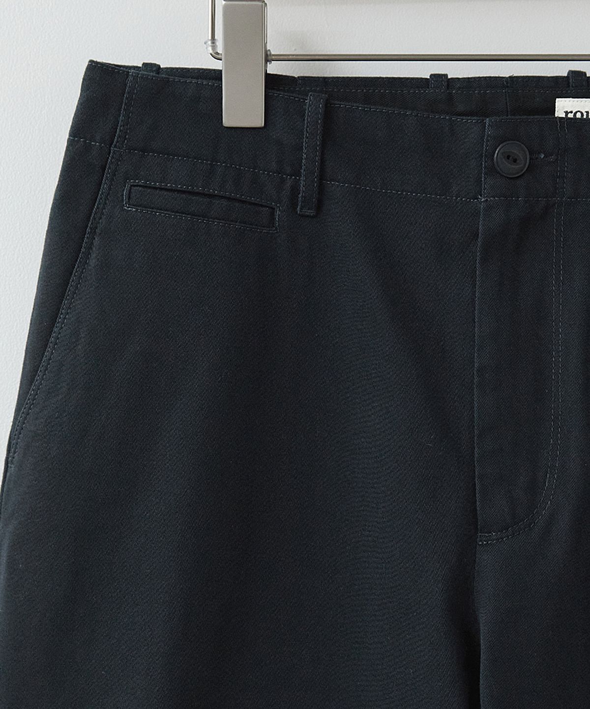 러프사이드(ROUGHSIDE) Officer Chino Pants Dark Navy