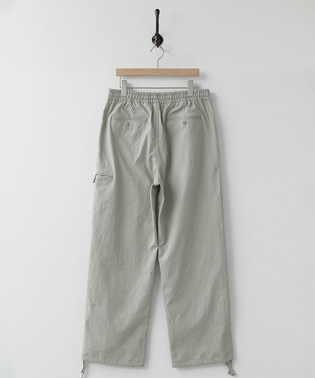 러프사이드(ROUGHSIDE) Easy Para Pants Greige