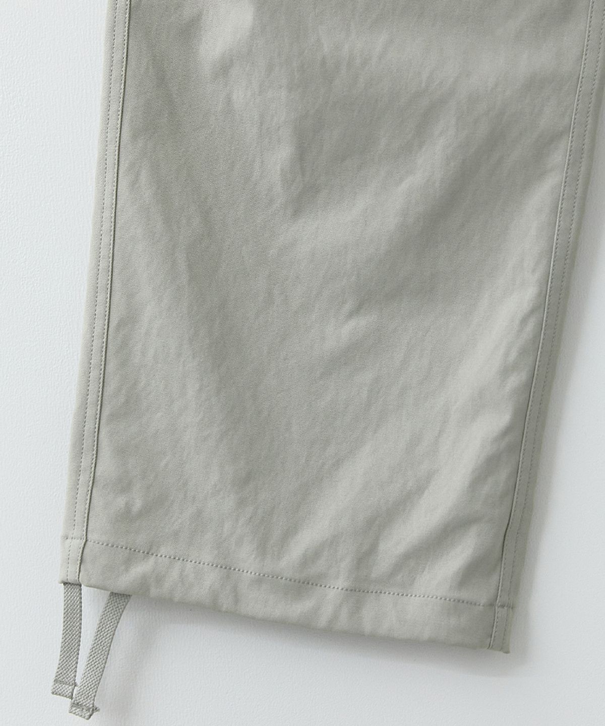 러프사이드(ROUGHSIDE) Easy Para Pants Greige