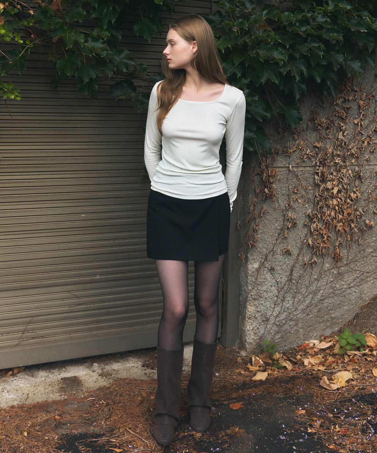 드로우핏 우먼(DRAWFIT WOMEN) 스퀘어넥 롱슬리브 셔링 탑 [M.GREY]