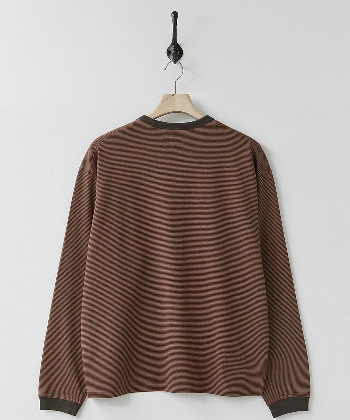 러프사이드(ROUGHSIDE) Fine Stripe Long Sleeve Brick