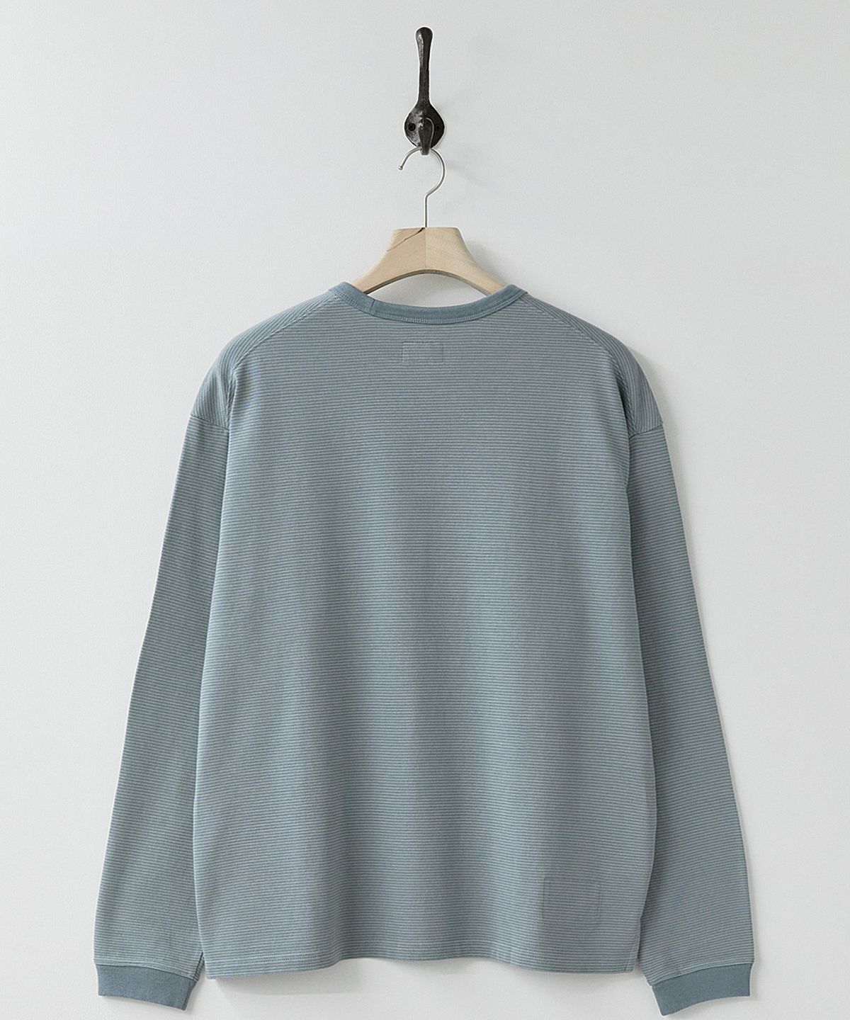 러프사이드(ROUGHSIDE) Fine Stripe Long Sleeve Dusty Blue