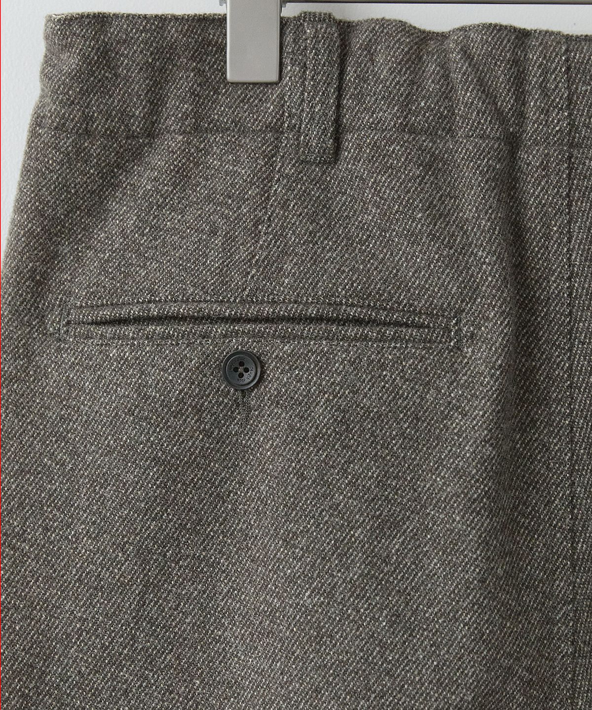 러프사이드(ROUGHSIDE) Wool Box Pleat Pants Brown