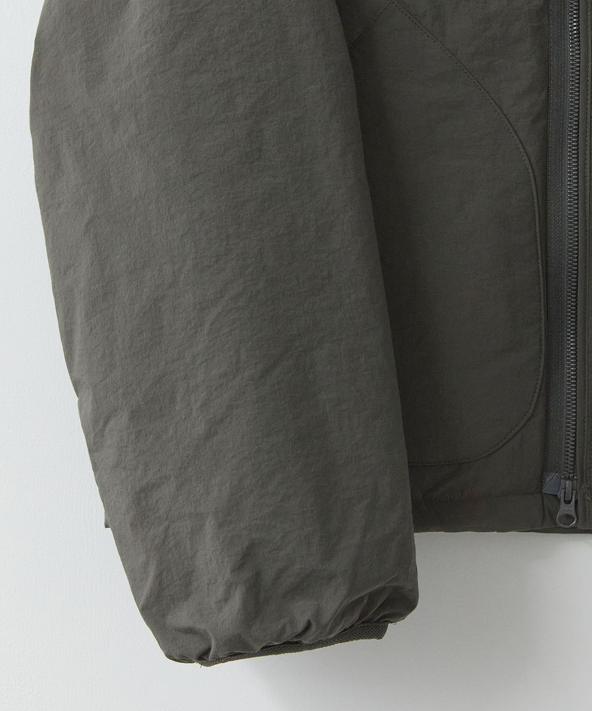 러프사이드(ROUGHSIDE) Insulation Cardigan Bark