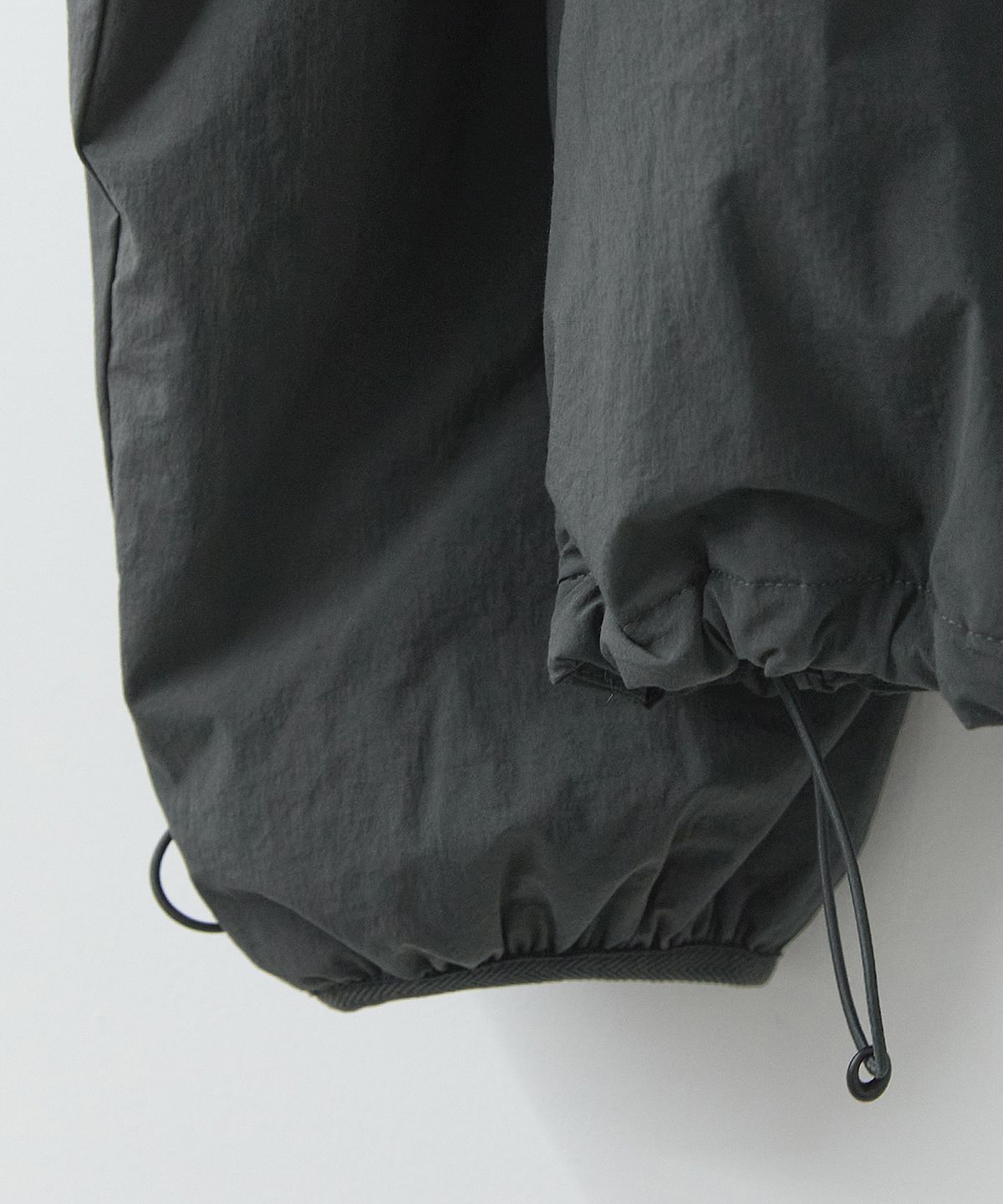 러프사이드(ROUGHSIDE) Insulation Cardigan Charcoal