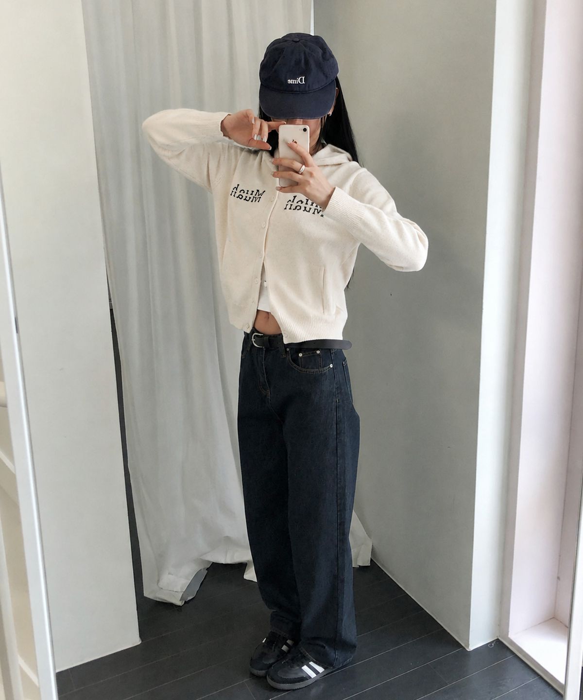 무아무아(MUAHMUAH) 엠브로이더리 니트 후드가디건 [아이보리]