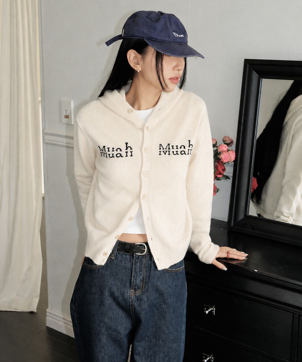 무아무아(MUAHMUAH) 엠브로이더리 니트 후드가디건 [아이보리]