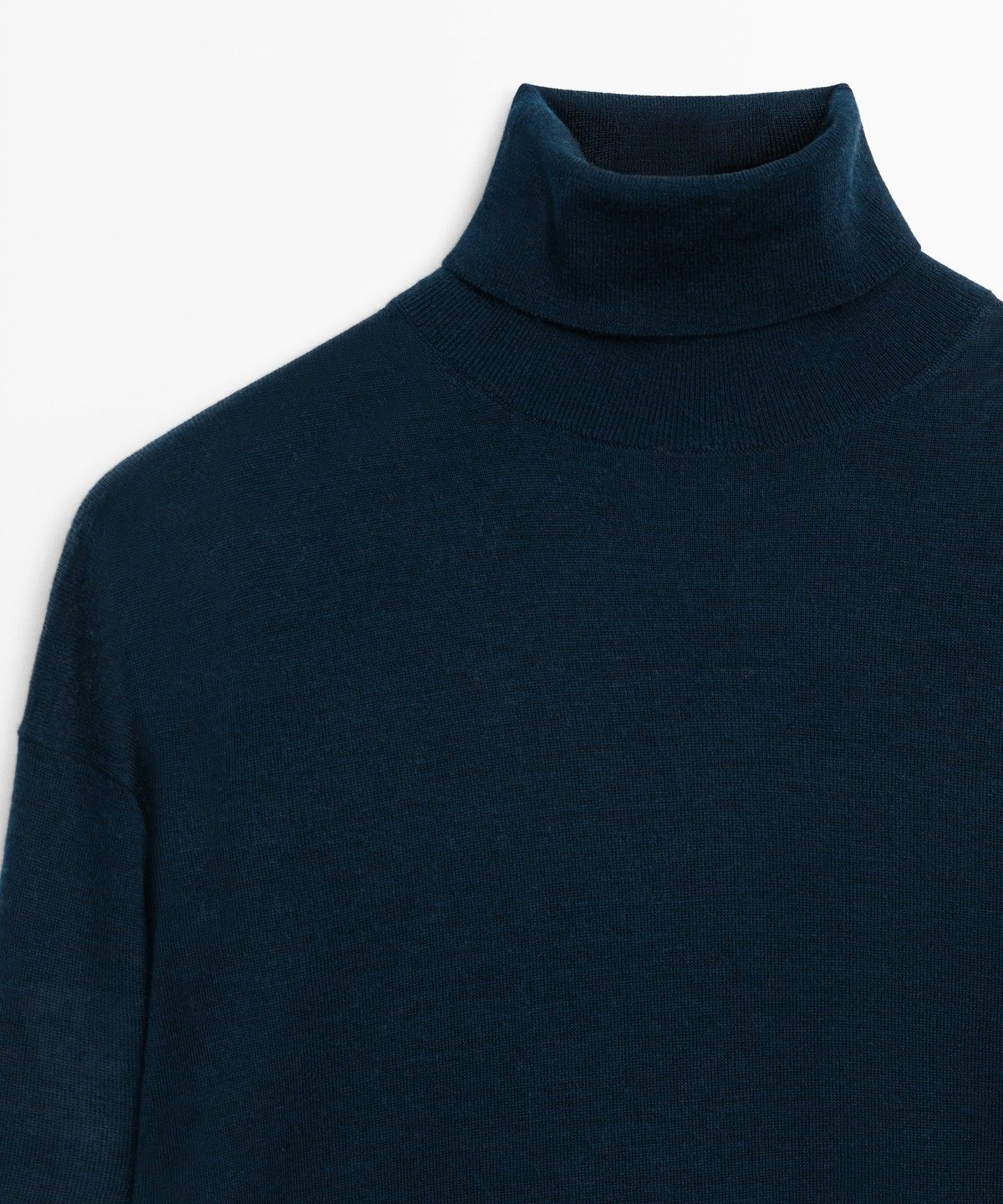 마시모두띠(MASSIMO DUTTI) 100% 울 터틀넥 니트 스웨터