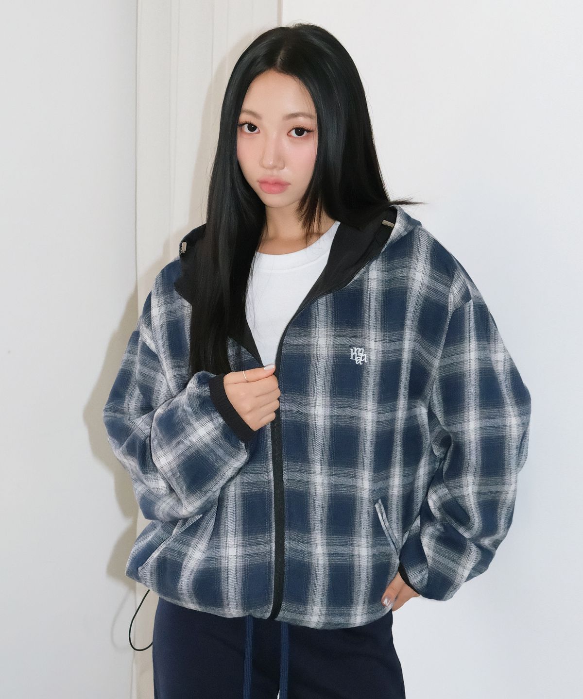 무아무아(MUAHMUAH) 리버시블 루즈핏 체크 후드자켓 [블랙]