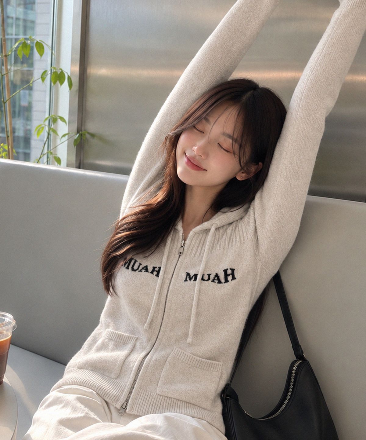 무아무아(MUAHMUAH) 자카드 니트 후드 집업 [오트밀]