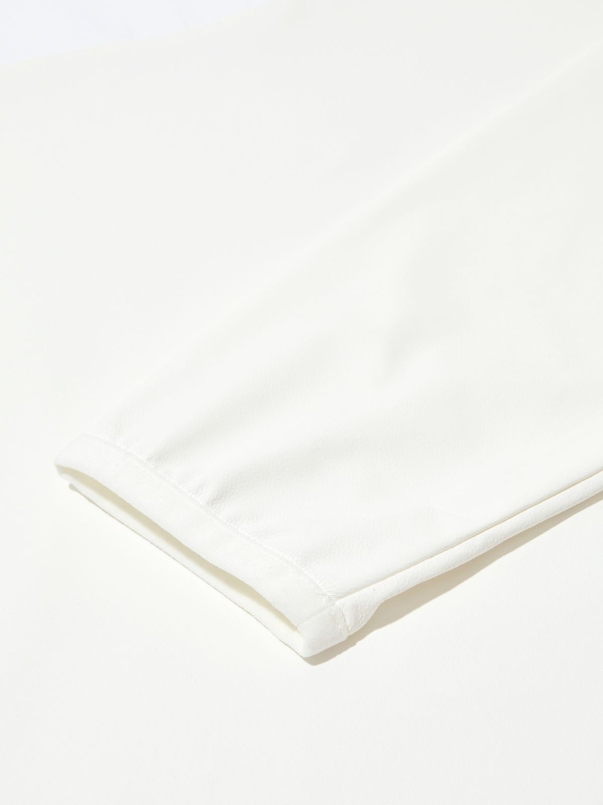 와이드앵글(WIDEANGLE) TO 모크넥 방풍 베이스레이어 L_Off White