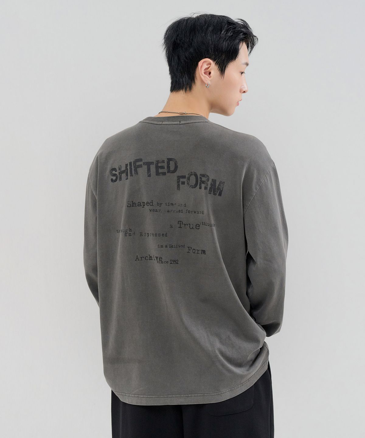 체이스컬트(CHASECULT) 남성 피그먼트 긴팔 티셔츠-FERK5131B09