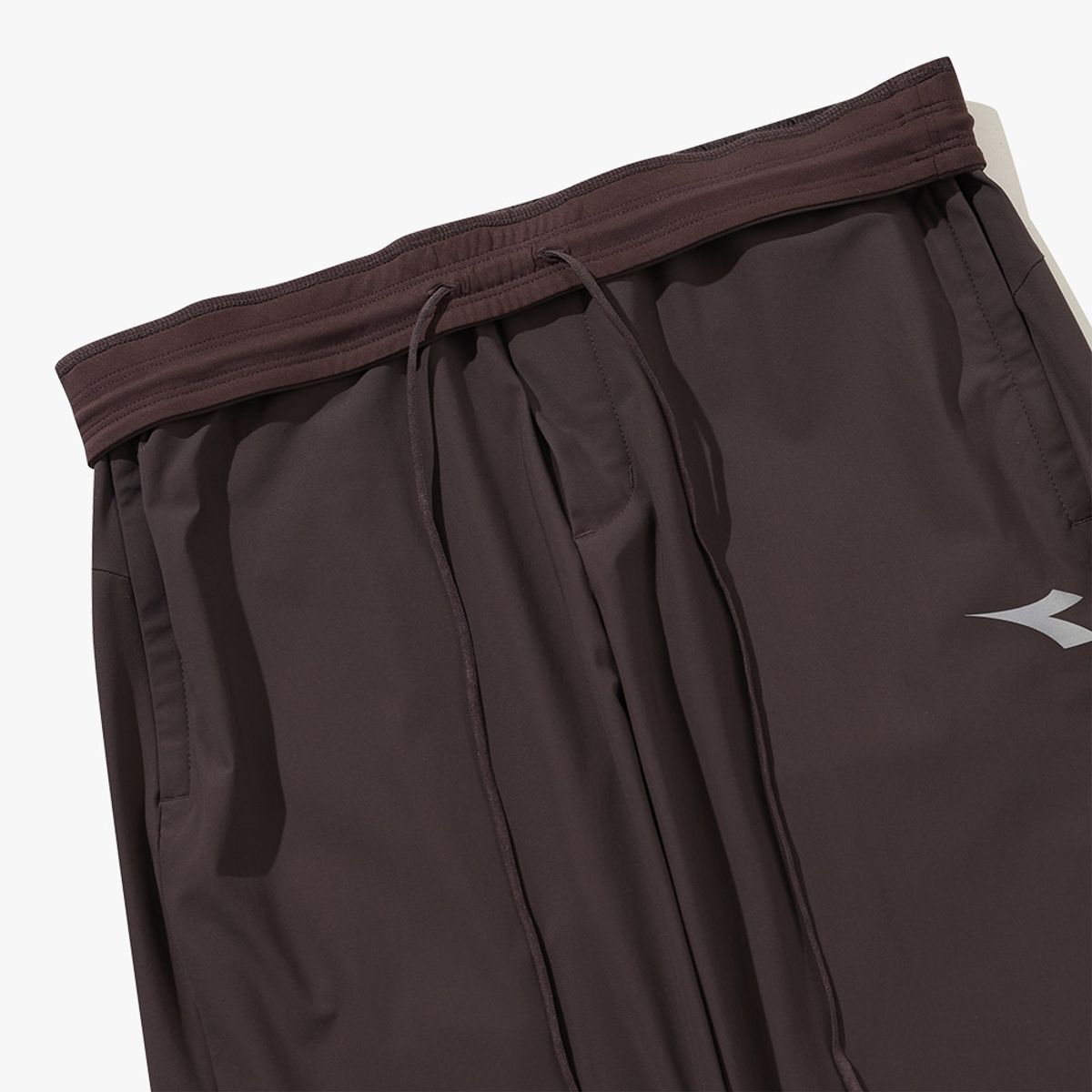 디아도라(diadora) 플루이드 러닝 팬츠 BROWN