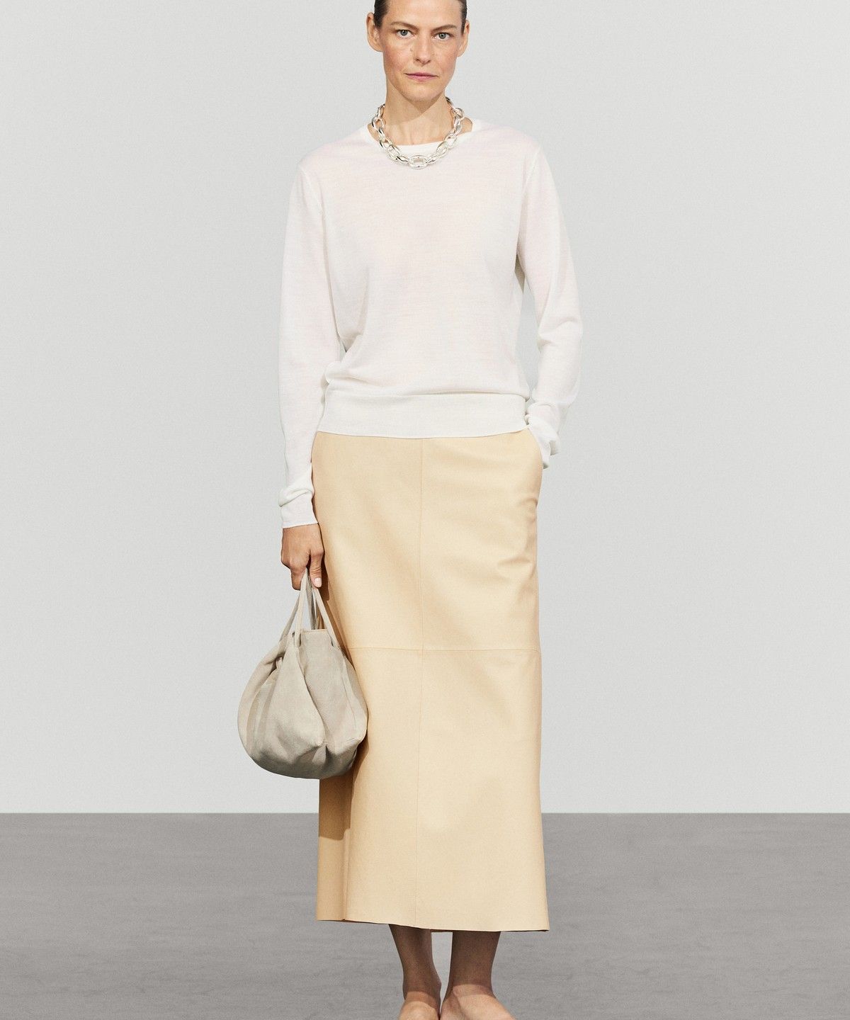 마시모두띠(MASSIMO DUTTI) 100% 울 라운드넥 니트 스웨터