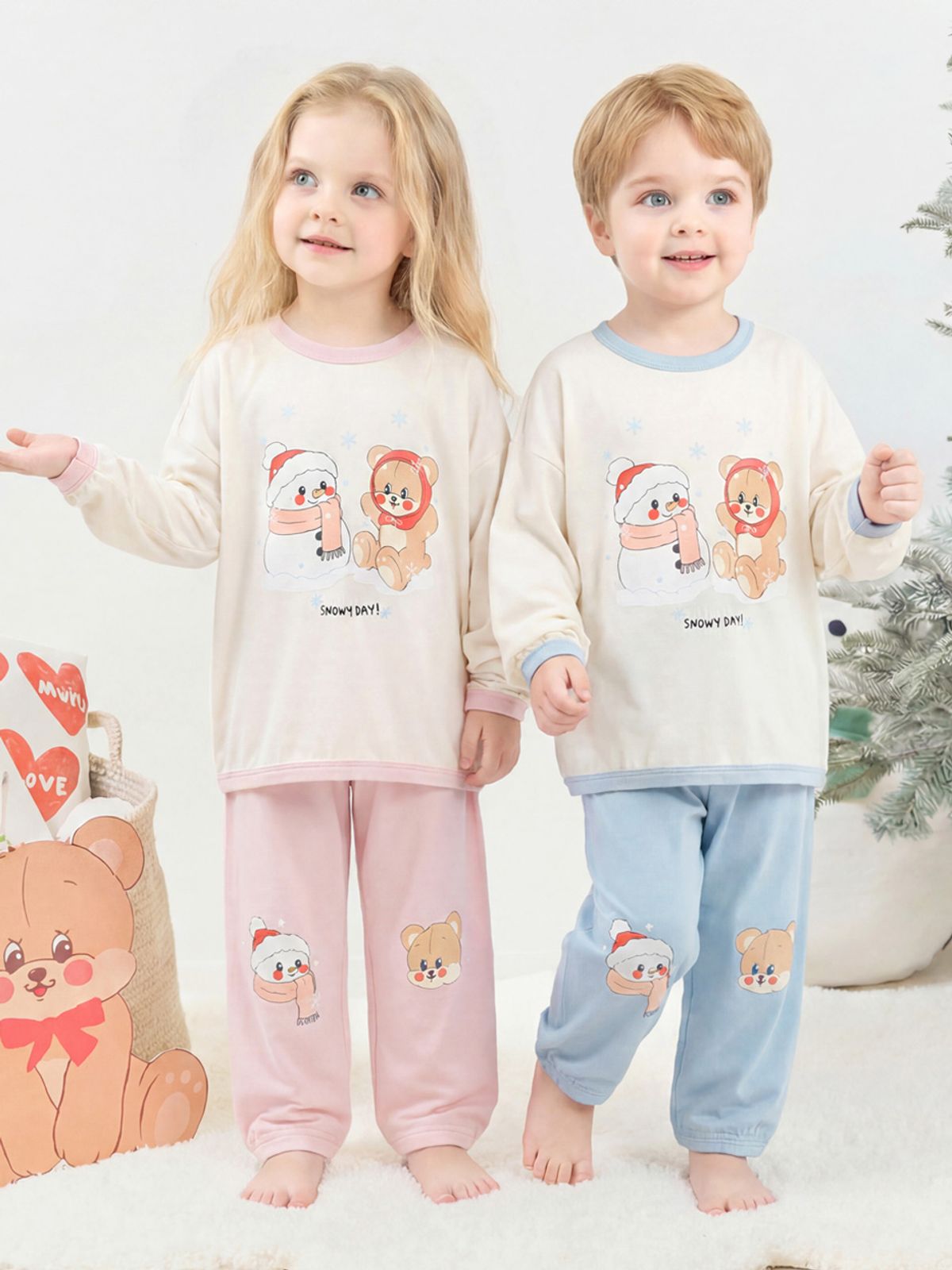 몰리멜리프렌즈(MOLLIMELLI FRIENDS) 해피스노우피치웜실내상하복