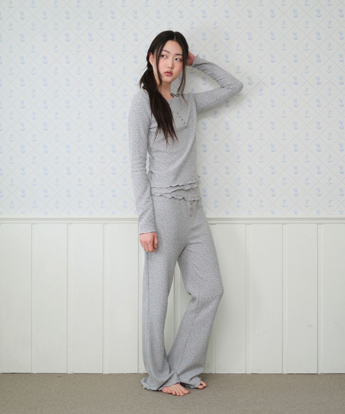 아메스 월드와이드(AMES-WORLDWIDE) CLASSIC FLOWER BOOT CUT PANTS GREY