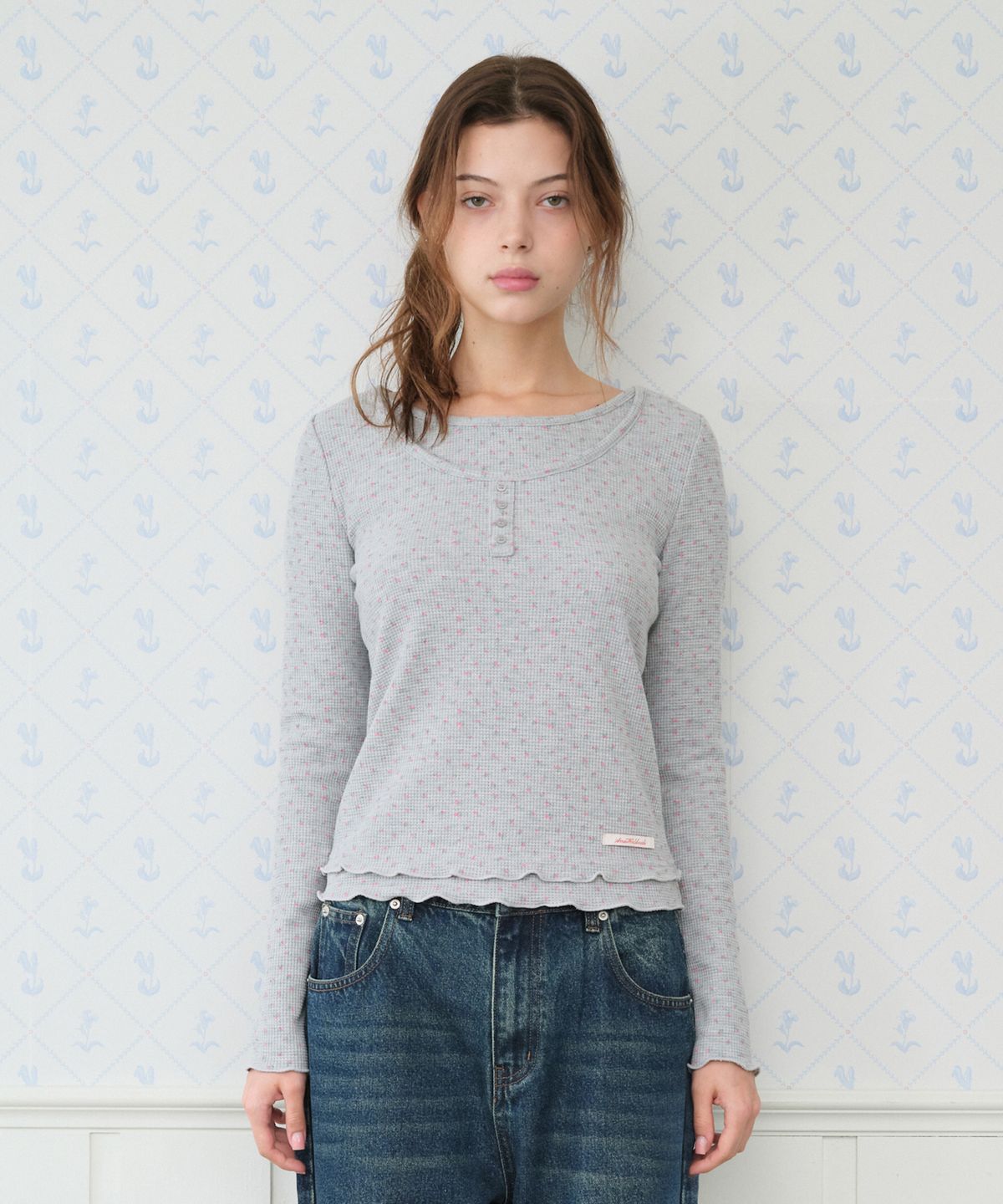 아메스 월드와이드(AMES-WORLDWIDE) CLASSIC FLOWER HENLEY NECK LS TEE GREY