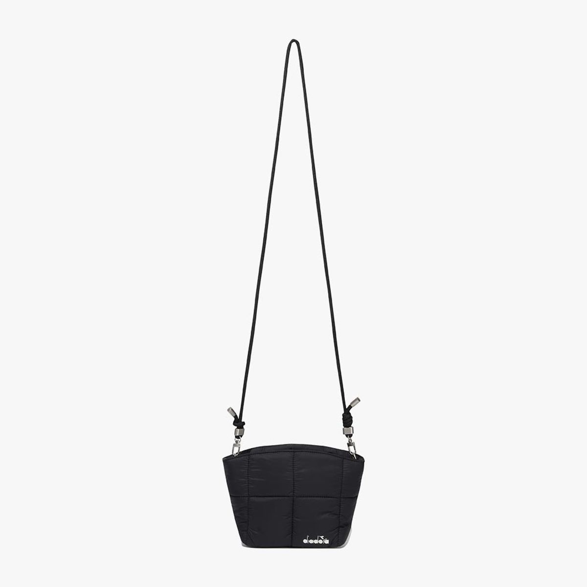 디아도라(diadora) 포르테 패디드 미니백 BLACK