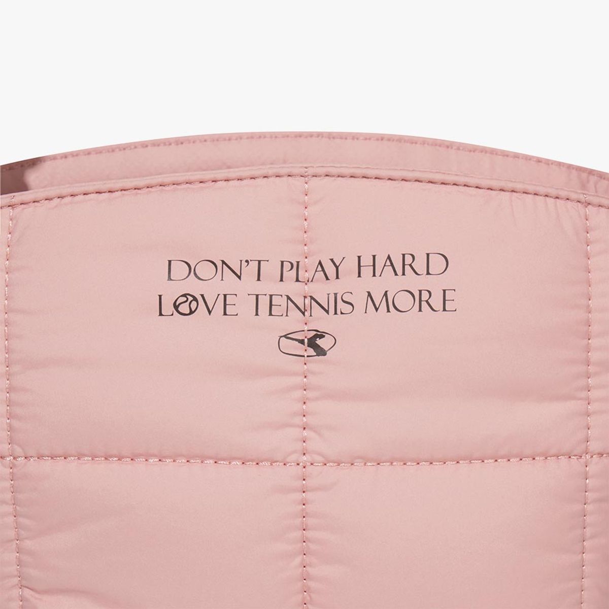 디아도라(diadora) 포르테 패디드 미니백 LIGHT PINK