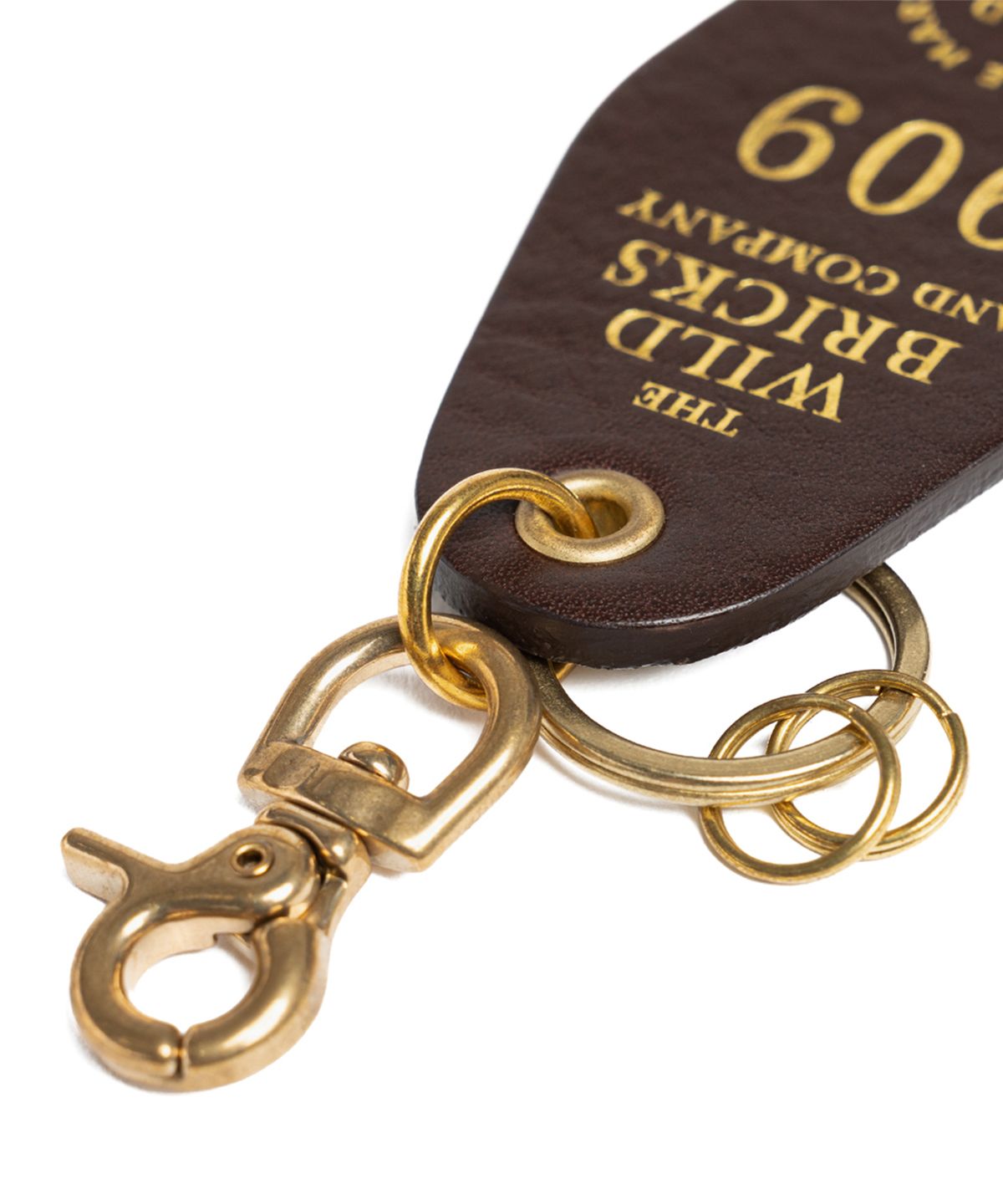 와일드 브릭스(WILD BRICKS) W26 HOTEL KEY TAG (dark brown)