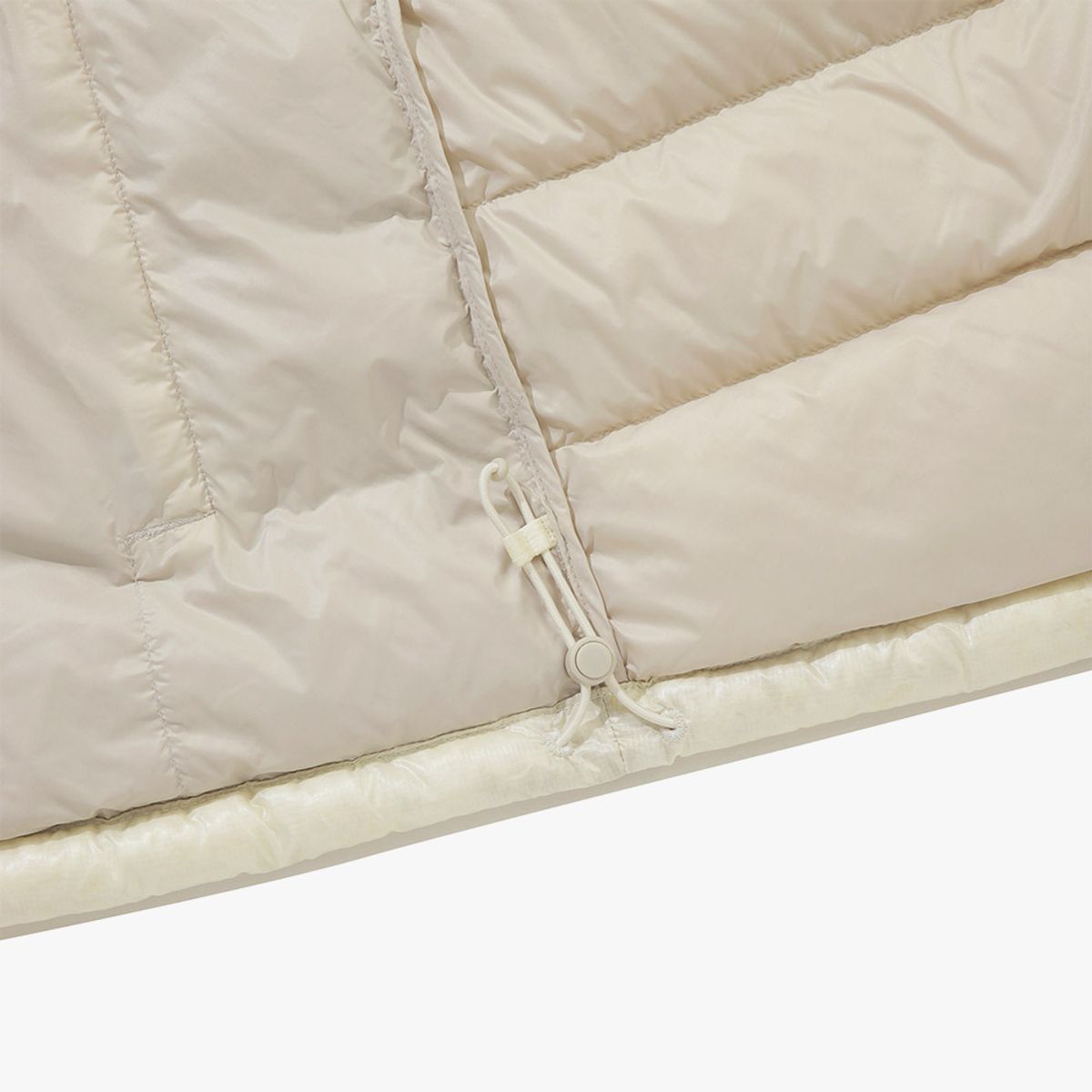 디아도라(diadora) 베라피우마 시어 경량 다운 자켓 우먼 IVORY