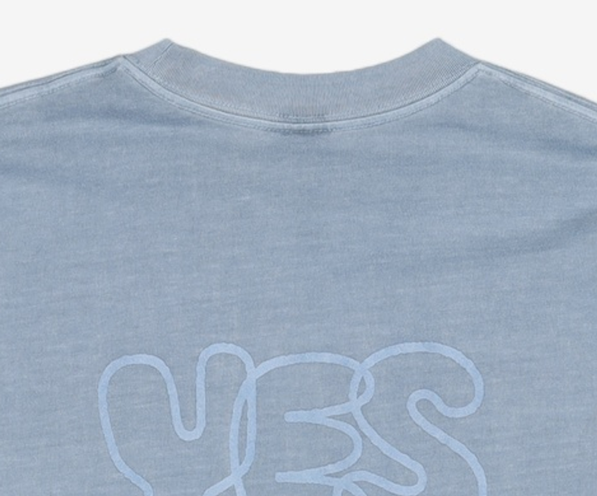 예스아이씨(YESEYESEE) C-Logo Pigment L/S Blue S