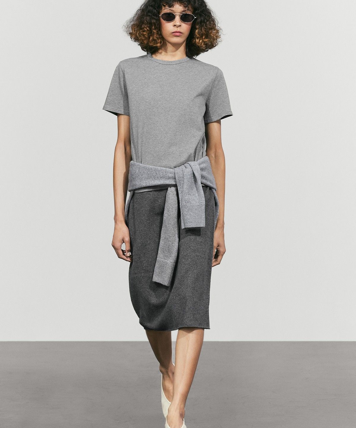마시모두띠(MASSIMO DUTTI) 100% 면 반팔 티셔츠