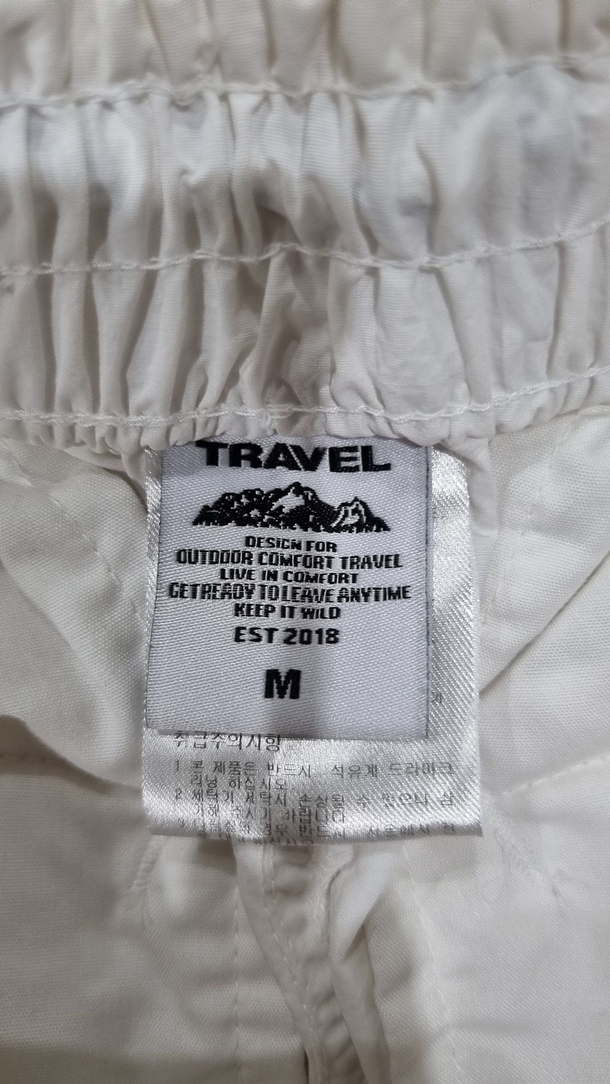 트래블(TRAVEL) 숏팬츠 M