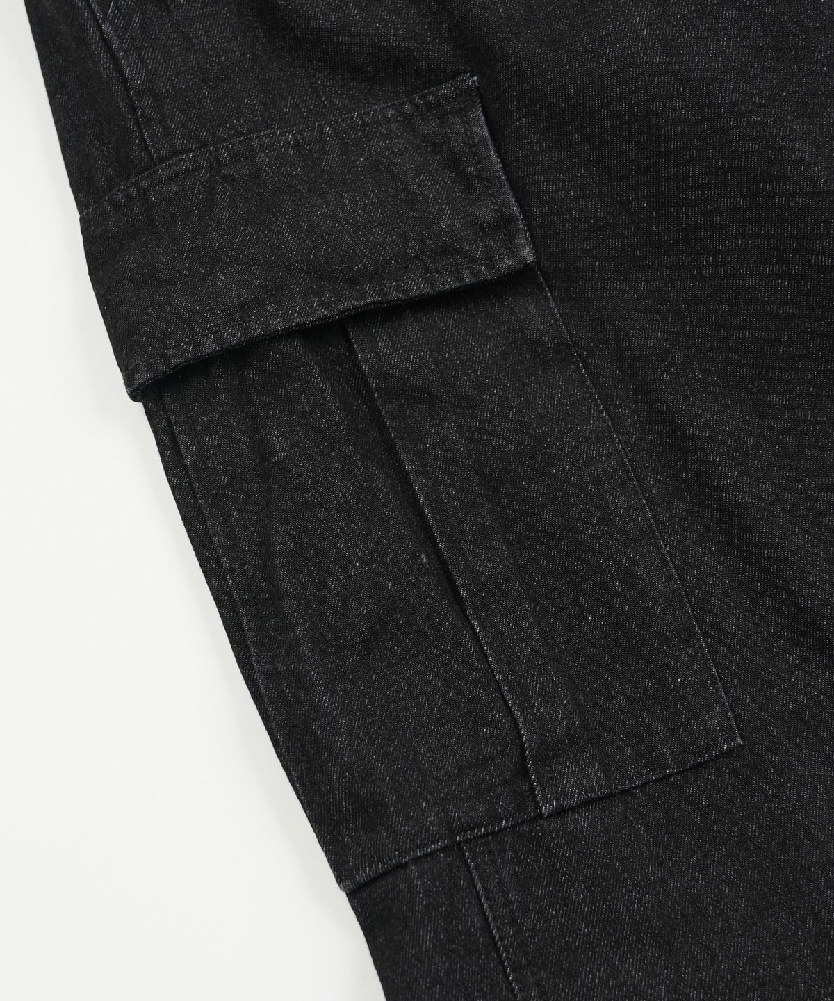 프리즘웍스(FRIZMWORKS) ARMY POCKET CARGO PANTS _ BLACK DENIM