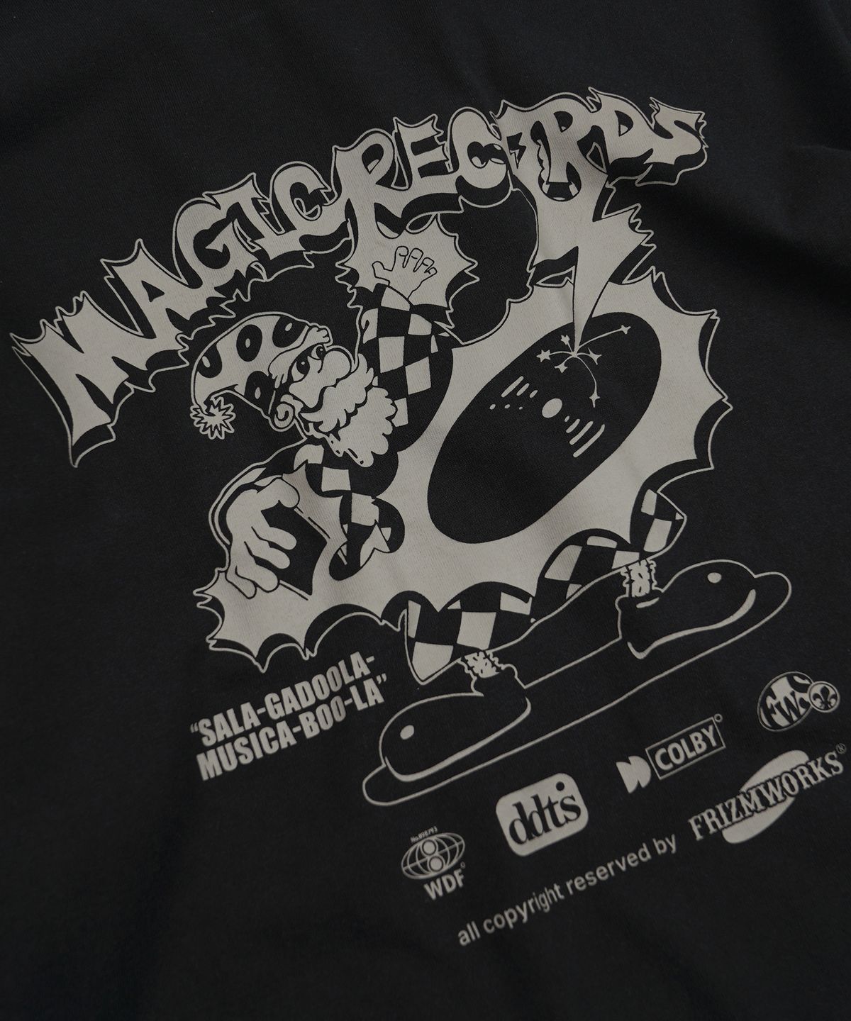 프리즘웍스(FRIZMWORKS) MAGIC RECORDS LS TEE _ BLACK