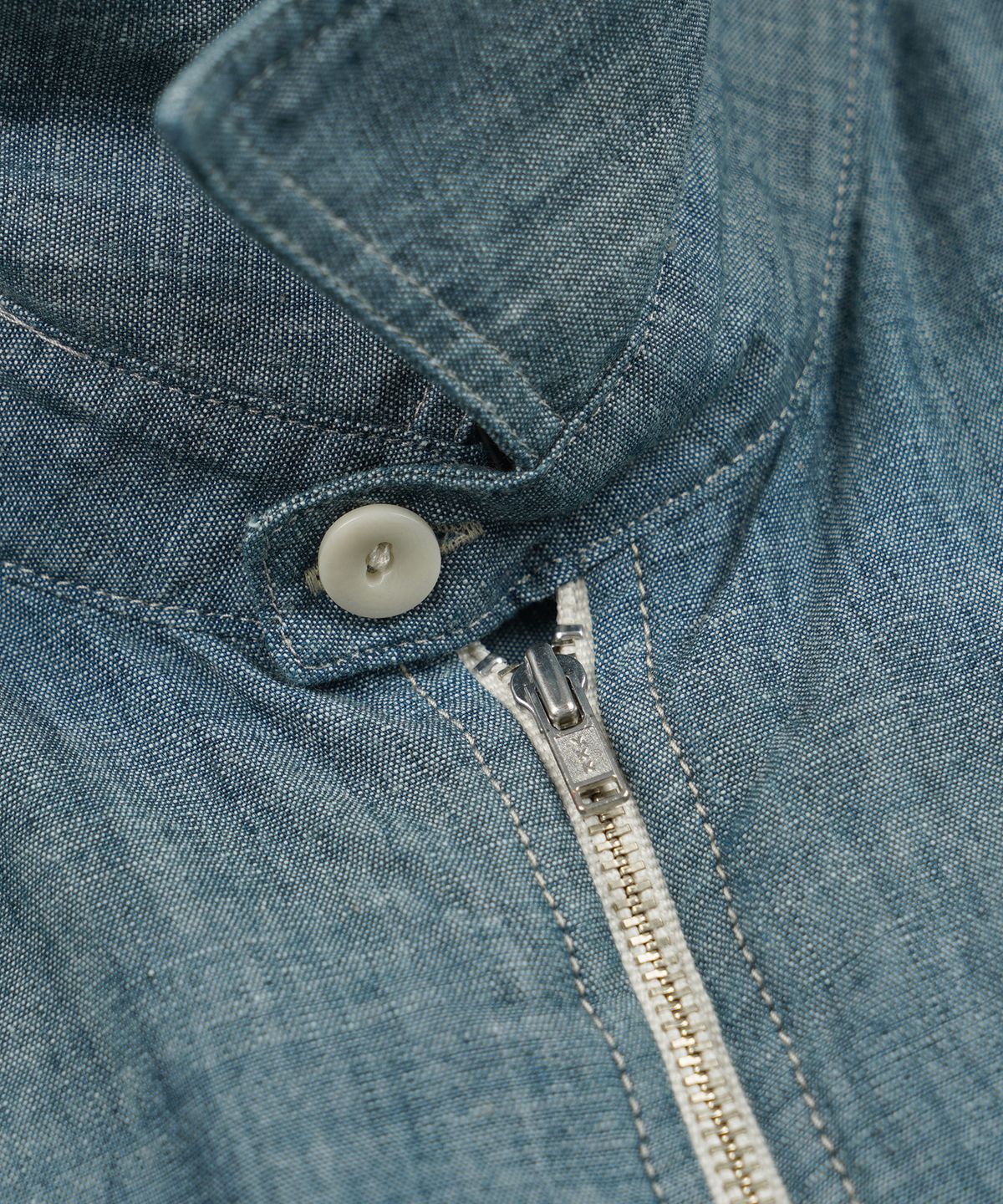 프리즘웍스(FRIZMWORKS) KUROKI CHAMBRAY HALF ZIP SHIRT _ WASHED BLUE