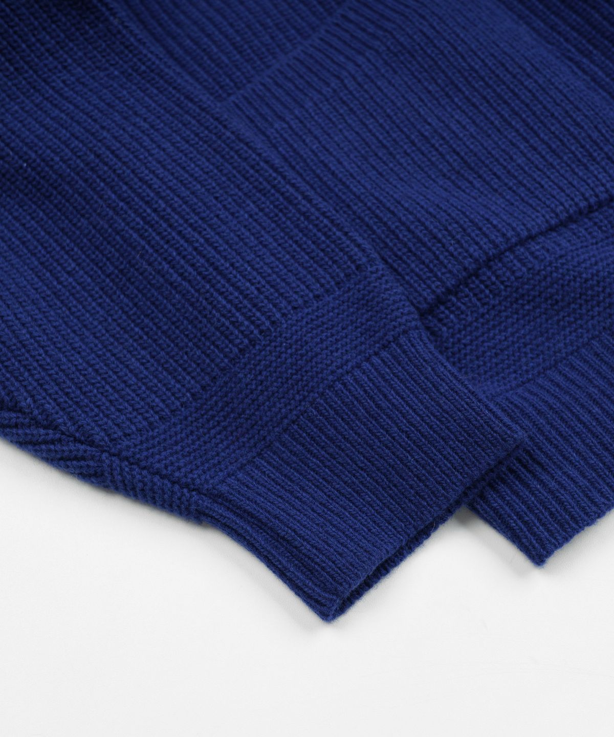 프리즘웍스(FRIZMWORKS) WOOL DECK ZIP UP CARDIGAN _ COBALT BLUE
