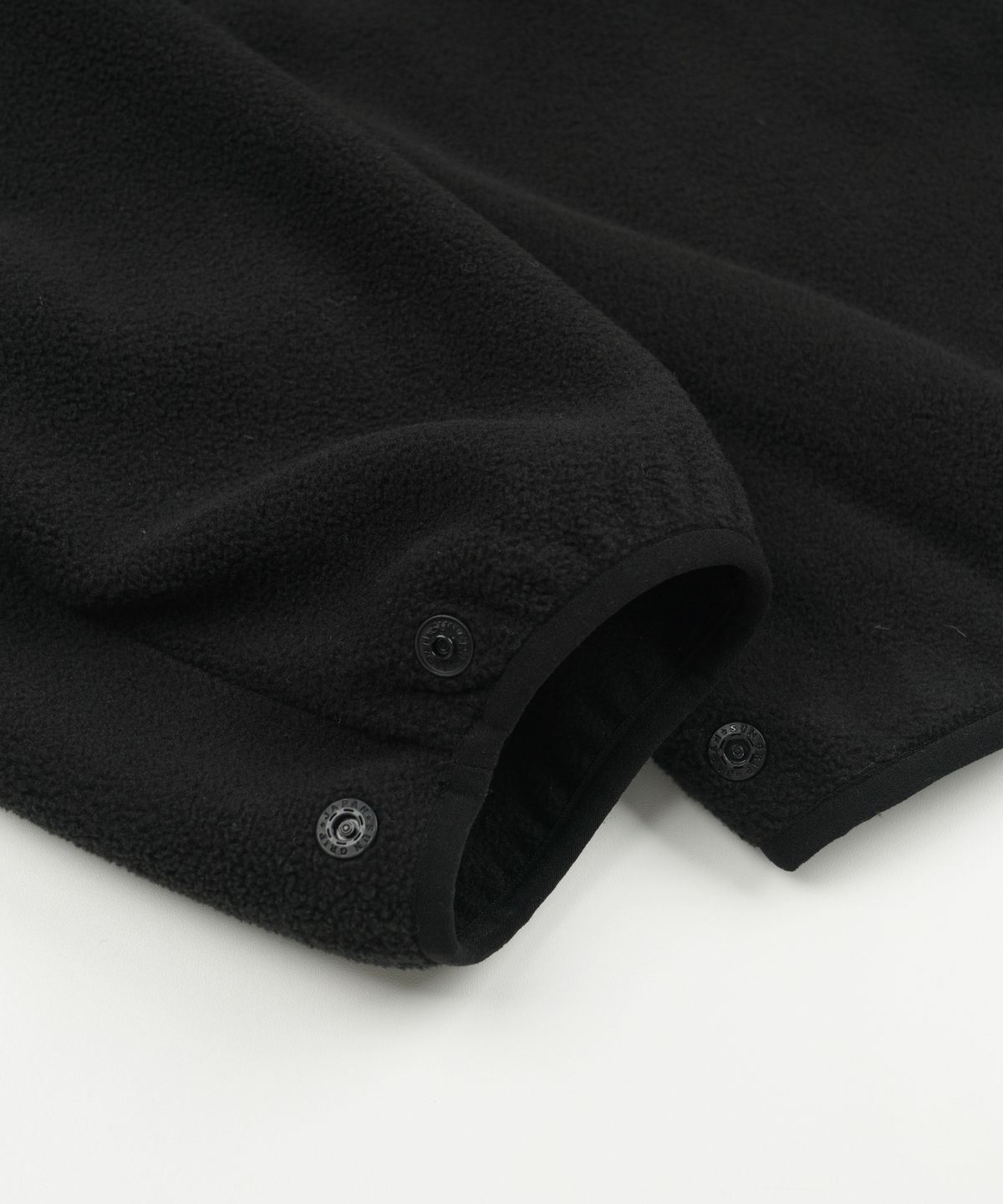 프리즘웍스(FRIZMWORKS) ANDES FLEECE JACKET _ BLACK