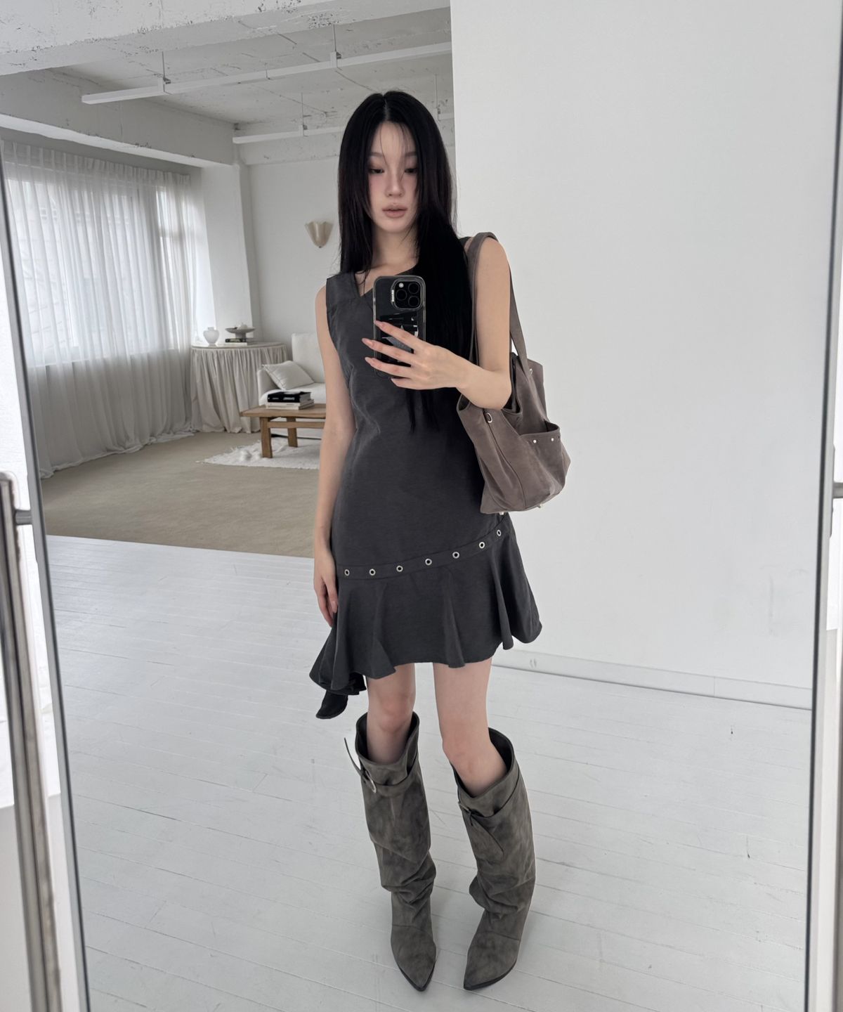 미쏘(MIXXO) 비대칭 레이어드 미니 원피스_MIWOWGT01C